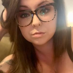 Meet your Posher, Aungelina